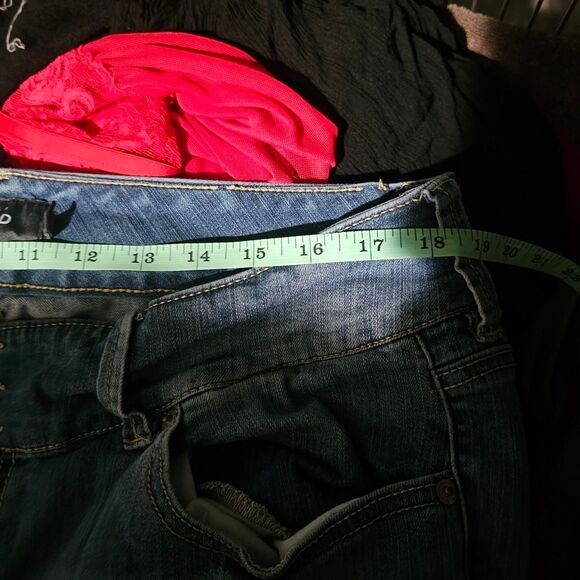 Torrid plus size ripped skinny light blue wash jeans - Picture 3 of 6